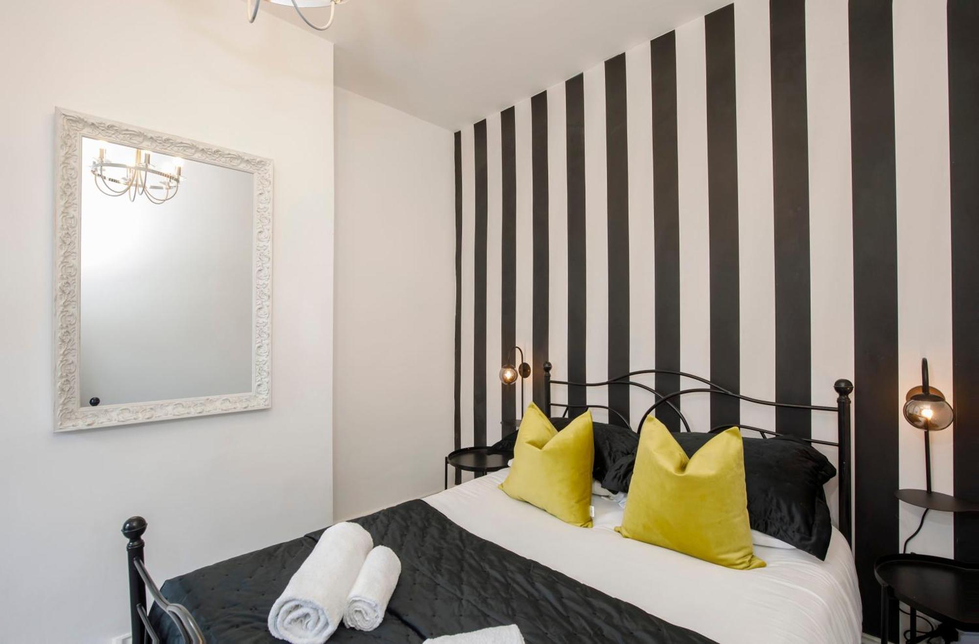 The Milton Sleeps 8 Close To York City Centre Pet Friendly Kültér fotó