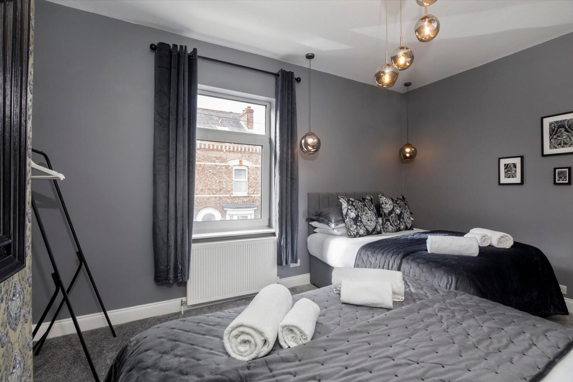 The Milton Sleeps 8 Close To York City Centre Pet Friendly Kültér fotó